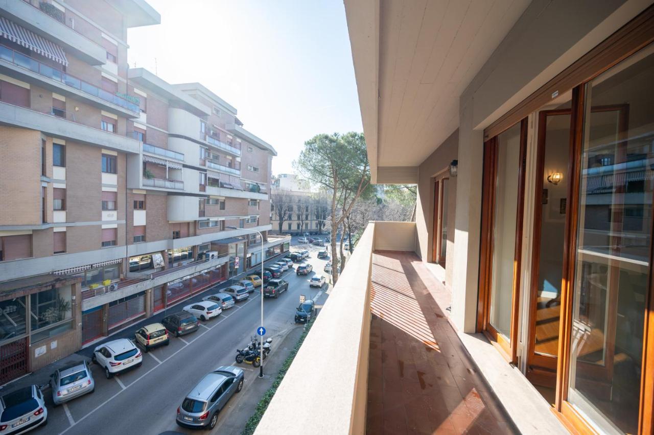 Sunny Park Residence Florenţa Exterior foto